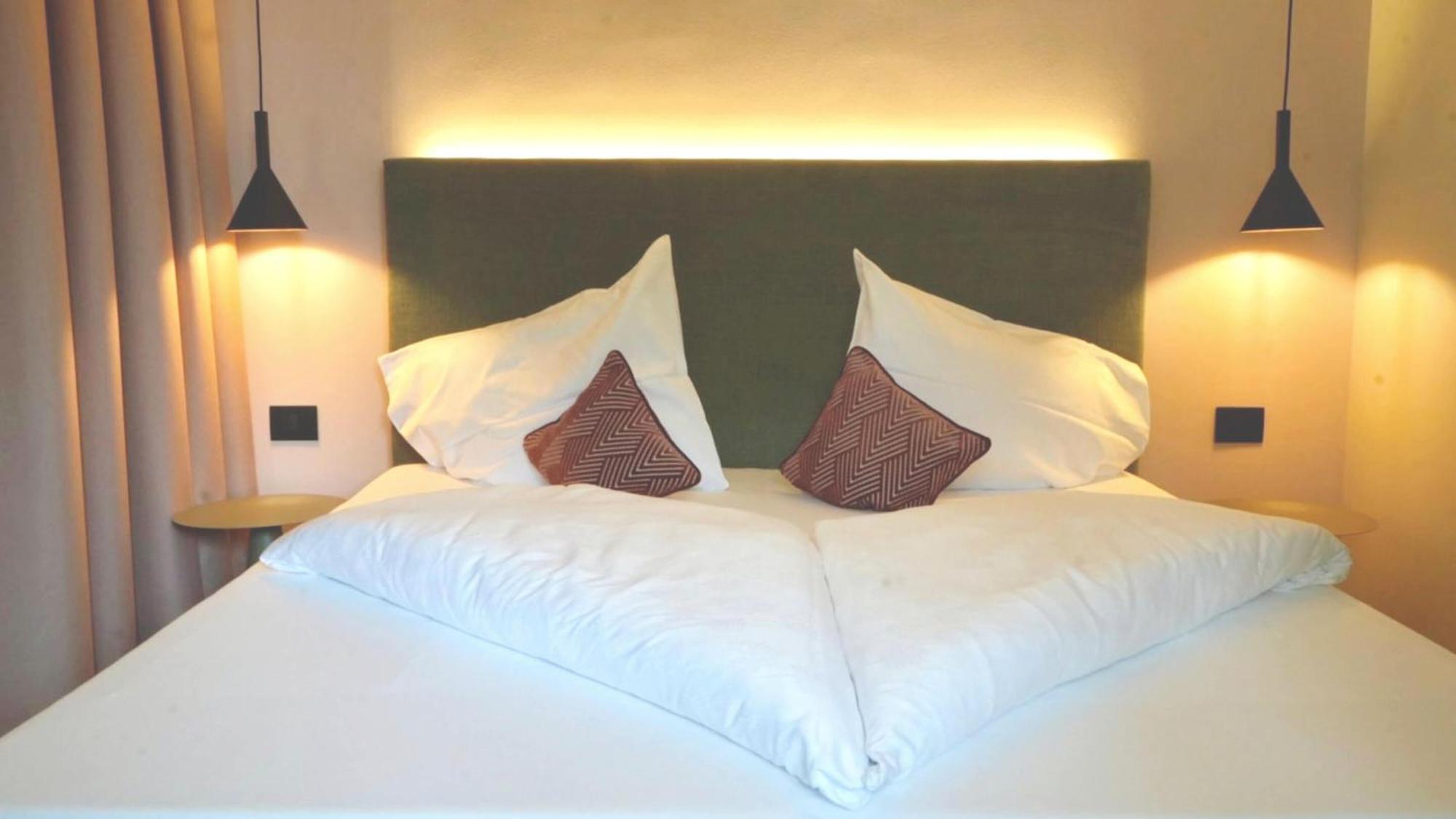Flora Hotel & Suites Мерано Екстериор снимка